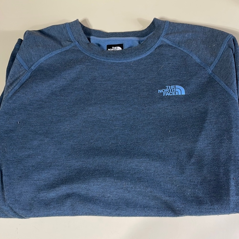 The north face long sleeve large